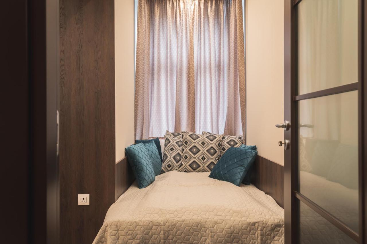 1001 Nights - 2Bd Luxury Apartment In Central Szófia Kültér fotó