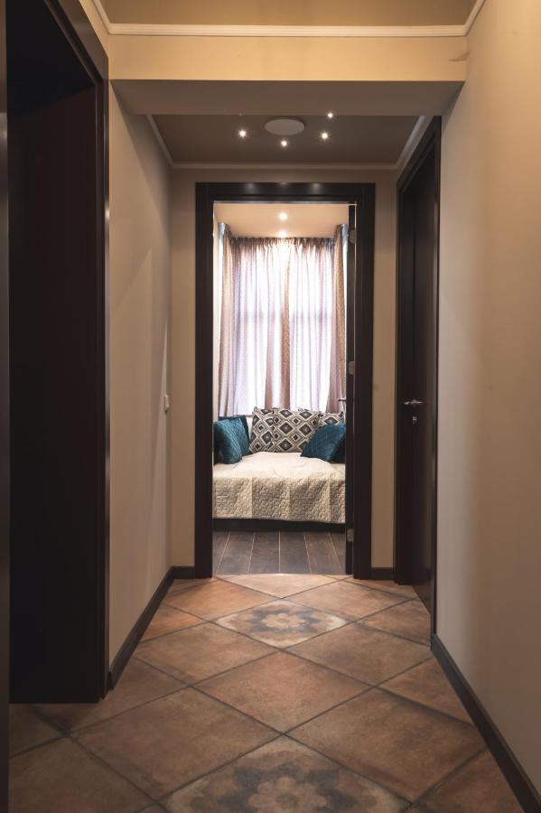 1001 Nights - 2Bd Luxury Apartment In Central Szófia Kültér fotó